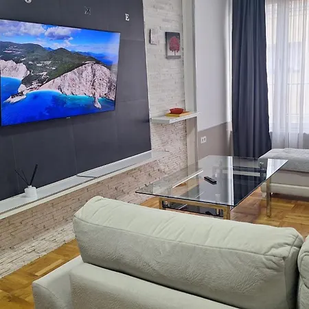 Sara Center *